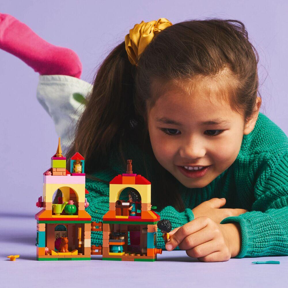 https://thetoyshop.az/image/catalog/products/bdd0319b-cdc2-11ef-aff1-644ed76f0f43_1.jpg